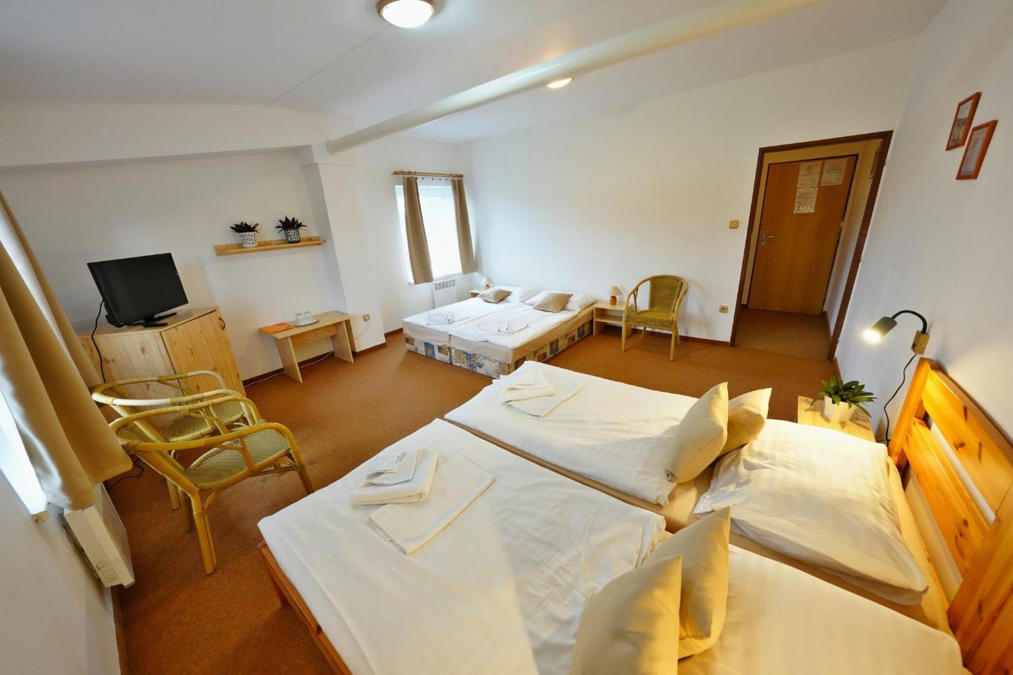 Resort Ohrada Visky Exterior photo